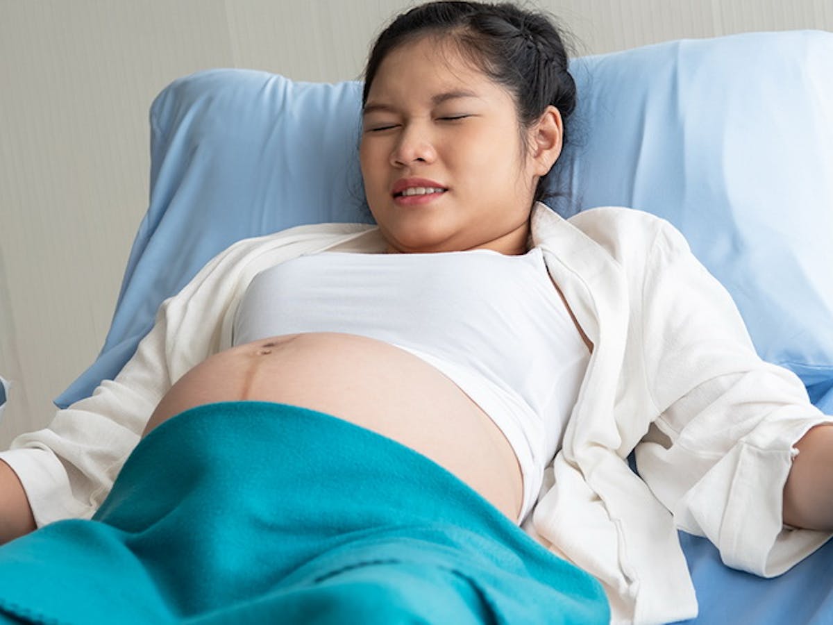 Tips Agar Kepala Janin Berada Di Bawah Ibupedia Tips Agar Kepala Janin Berada Di Bawah Ibupedia