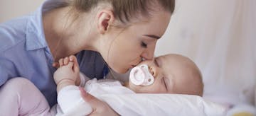 Yuk, Belajar Perawatan Bayi Baru Lahir Untuk Orang Tua Baru!